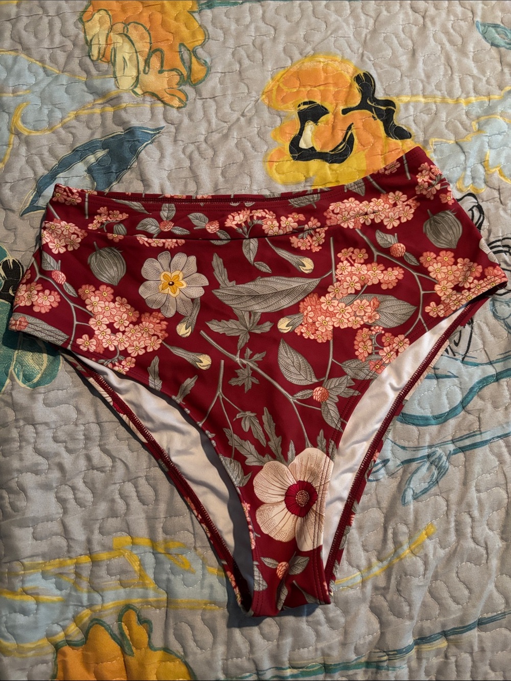 High-Waist Floral Bikini Bottoms - Burgundy Pink